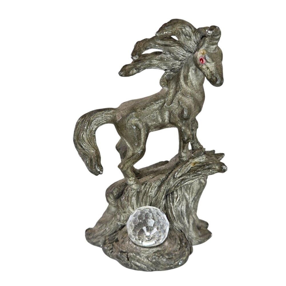 Spoontiques Pewter Unicorn Figurine With Crystal Ball Red Eyes CMR866